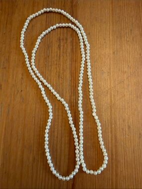 Classic  Genuine Ivory Pearl Necklace - Unbranded 34”